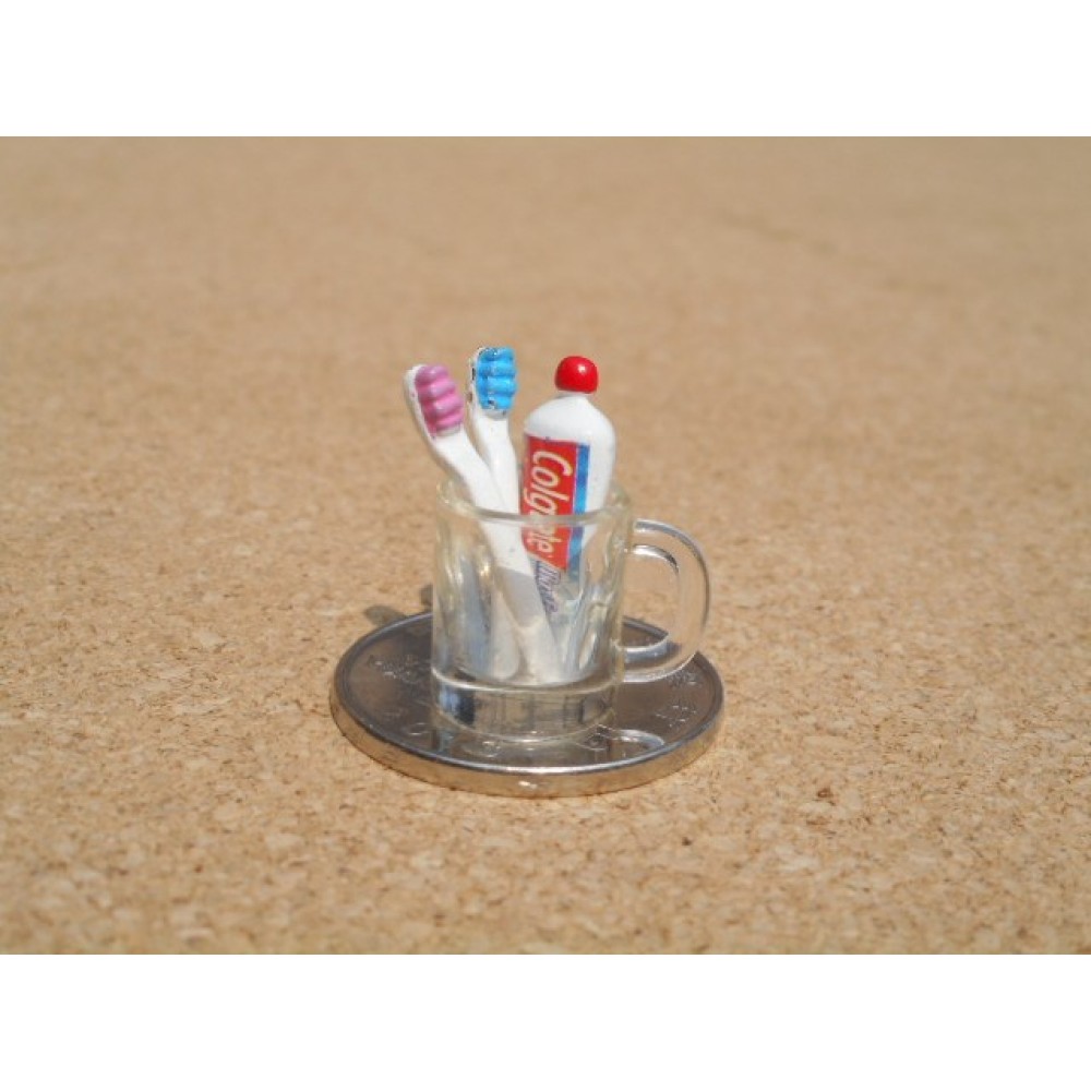 1:12 dollhouse miniature Mini Toothpaste toothbrush Kitchen toy match for sylvanian families collectible Gift 2018