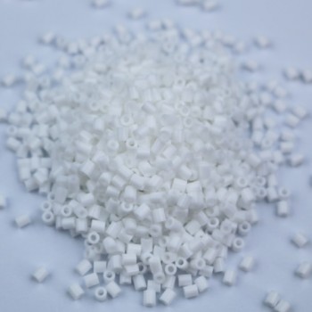500pcs 2.6mm Mini Hama Beads one Bag Available 100% Quality Guarantee Perler Beads kids toys Activity Fuse Beads PUPUKOU