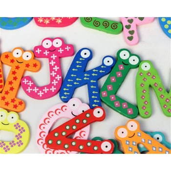 Free Shipping 2016 Hot Sale New Kids Toys 26pcs/set Wooden Cartoon Alphabet ABC~XYZ Magnets Child Educational Wooden Toy Gift