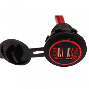 2V-24V Waterproof Dual USB Universal Car Charger Car LED Digital Display Charging Socket Car Charging 3.1A safe charging