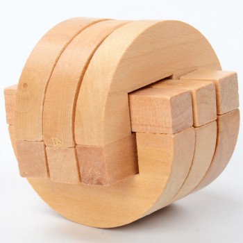 China Classic 3D Wooden Puzzle Lock Toys Cube Game Funny Lock Design IQ Brain Teaser Educational Toys For Children Adults