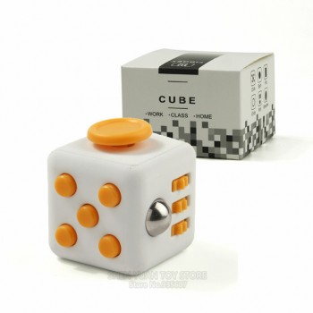 3.3cm Mini Cube Vinyl Desk Finger Toy Squeeze Fun Stress Reliever Toys 11 Colour Click Glide Flip Spin Breathe Roll Cubes