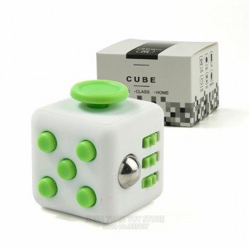 3.3cm Mini Cube Vinyl Desk Finger Toy Squeeze Fun Stress Reliever Toys 11 Colour Click Glide Flip Spin Breathe Roll Cubes