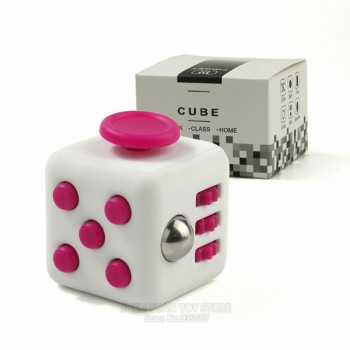 3.3cm Mini Cube Vinyl Desk Finger Toy Squeeze Fun Stress Reliever Toys 11 Colour Click Glide Flip Spin Breathe Roll Cubes