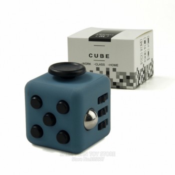 3.3cm Mini Cube Vinyl Desk Finger Toy Squeeze Fun Stress Reliever Toys 11 Colour Click Glide Flip Spin Breathe Roll Cubes