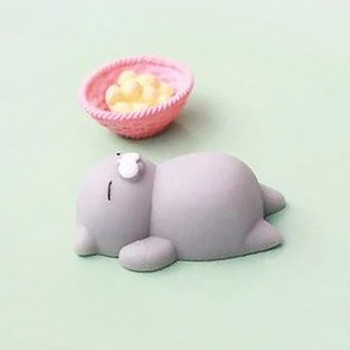 1 Pc Squeeze Squishy Toy Mini Soft Silicone Hand Squeeze Squishy Animals Cat Pig Cake Rubber Squish Antisterss Fidget Toy Gift