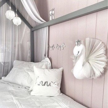 Cute Golden Crown Swan Wall Decor Doll Pink Princess Flamingo soft Stuffed Toy Animal Head Wall Hanging for Kids Room Baby Gift