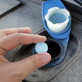10Pcs Auto Windscreen Cleaner Car Windscreen Cleaning Agent Pills Effervescent Tablets Glass Water Solid Wiper Cleaner
