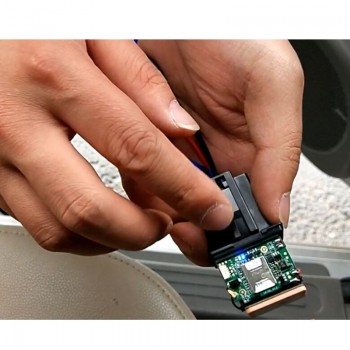 Car hide Tracking Relay GLONASS GPS Tracker Device Locator Remote Control Anti-theft Monitoring Cut off oil power System APP