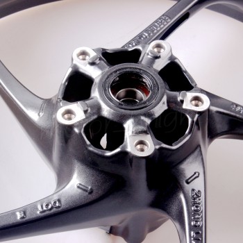 NEW Motorcycle Rear Front Wheel Rim For Triumph Daytona 675R 2013 2014 Street Triple r 13 14