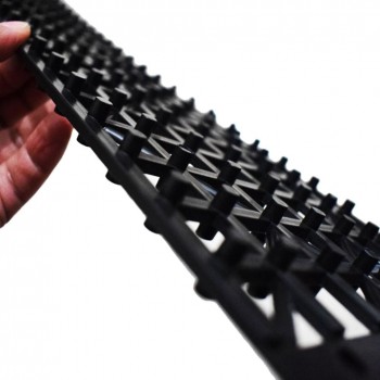Professional 2pcs Car Off The Hook Plate Tire Skid Plate Self-Driving Off-Road Equipment Slide Anti Skid Carpet Car Accessories