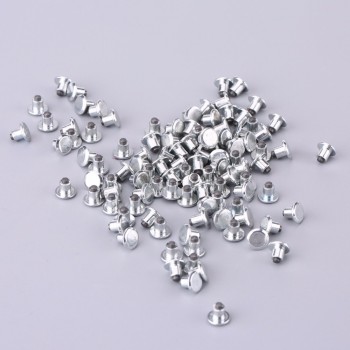 100Pcs Winter Wheel Lugs Car Tires Studs Screw Snow Spikes Wheel Tyre Snow Chains Studs For Shoes ATV Car Motorcycle Tire 5.77mm