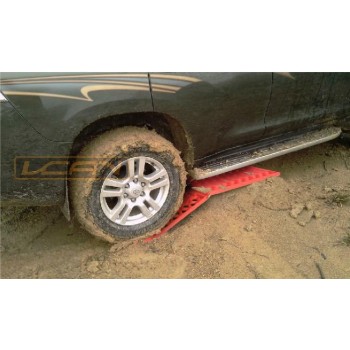 2pcs/Set Tyre Grip Tracks Car security Snow Mud Sand rescue Escaper Traction Tracks Mats for Emergency relief solid firm durable