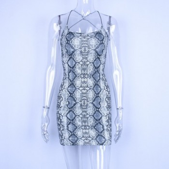 Hugcitar backless hollow out sexy bodycon dresses 2018 autumn women fashion club snakeskin print mini club dress