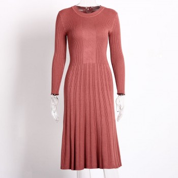 Women Kintted Dresses Winter 2018 Fashion New Arrival Long Sleeve Pleated Midi Dress Women Casual Sweater Dress Black White Blue