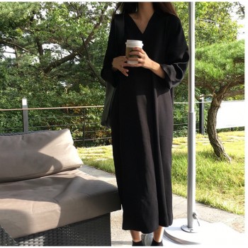 SuperAen Korean Style Women Long Dress 2018 Spring New Women Retro Dress Solid Color V-neck Loose Long-sleeve Dress Female