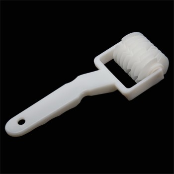 High Quality Pie Pizza Cookie Cutter Pastry Plastic Baking Tools Bakeware Embossing Dough Roller Lattice Cutter Craft Small Size