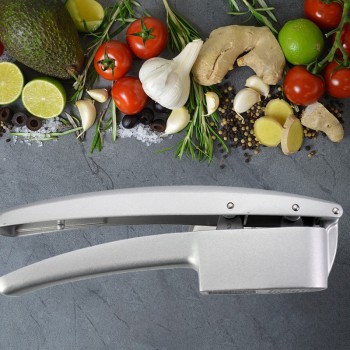 Garlic Press amp; Slicer 2 in 1 - Aluminium Garlic amp; Ginger Mincer and Slicer - with Slicing and Grinding - Kitchen Cooking Tools