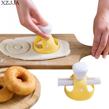 XZJJA Donut Mold Kitchen Desserts Bread Patisserie Bakery Baking Tools Cutter DIY Food Cookie Cake Stencil Doughnut Maker Mould