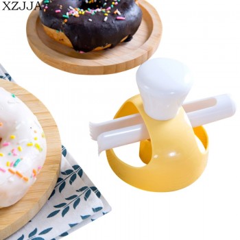 XZJJA Donut Mold Kitchen Desserts Bread Patisserie Bakery Baking Tools Cutter DIY Food Cookie Cake Stencil Doughnut Maker Mould