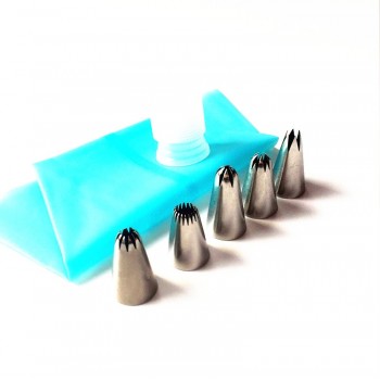 7pcs set  2D /2F/1M/2C/195 rose flower russian piping nozzlese icing tips with coupler and silicone pastry bag set