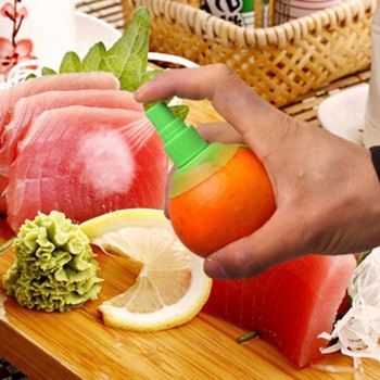 2Pcs/set Lemon Sprayer Fruit Juice Citrus Spray De Cocina Kitchen Cooking Tools Gadgets Orange Juice Squeeze Hand Juicer 8Z