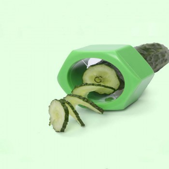 Creative Multi - Purpose Vegetable Cutter Screw Cucumber Slicer Plastic Peeler Fruit Spiralizer Salad Cutter Fruits tool