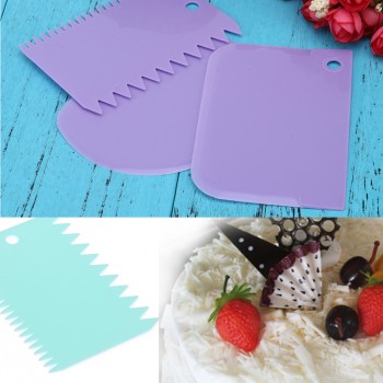 3pcs/set Plastic Cake Scraper Dough Cake Fondant Scraper Cake Decorating Baking Tool Pastry Spatulas Jagged Edge Cutters