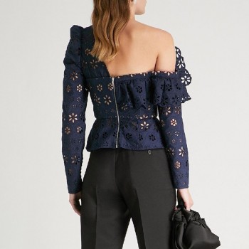 TWOTWINSTYLE Lace Shirts Blouse Female Long Sleeve Off Shoulder Hollow Out Asymmetrical Tops Female Autumn 2018 Sexy Fashion
