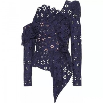 TWOTWINSTYLE Lace Shirts Blouse Female Long Sleeve Off Shoulder Hollow Out Asymmetrical Tops Female Autumn 2018 Sexy Fashion