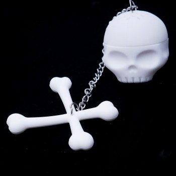 1PC New Arrival Cool Silicone Skull Shape Infuser Loose Leaf Tea Strainer Filter