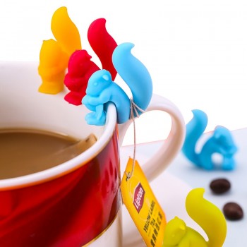 1pcs Small Snail Squirrel Tea Infuser Strainers Recognizer Device Cup Of Tea Hanging Bag cha infusor de te Kitchen Tools Gadget