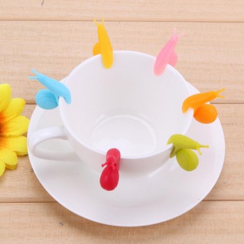 6pcs Silicone Tea Infuser Snail Recognizer Device Tea Bag Hanging Snail Mug Cup Clip Label Party New Year Supplies Color Random