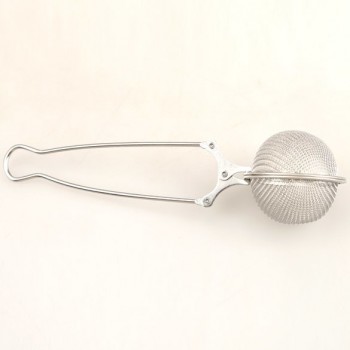 Helpful Stainless Steel Tea Pot Infuser Strainer Ball Mesh