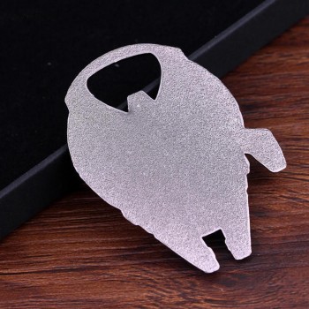 1PC  6.5*5.5cm Star Wars Millenium Falcon Metal Bottle Opener Spaceship Shaped  Falcon Bottle Opener Car Key Chain Kitchen Tool