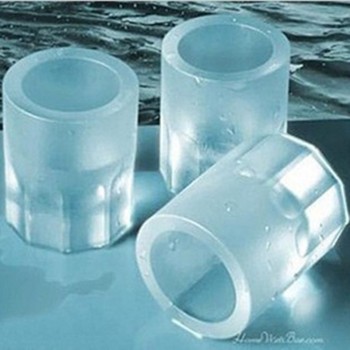 1PCS Creative 3D Ice Cube Mold Freeze 4 Cups Glasses Mould Novelty Gifts Tray Summer Party Kitchen Drinking Bar Glass Tools