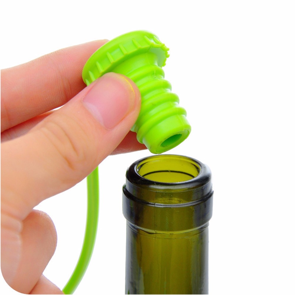 Anti-lost Silicone Hanging Button Wine Plug Bottle Cap Cover Kitchen Tools