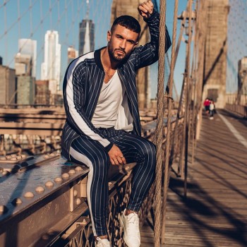 2018 New Mens Autumn Hoodies Tracksuit Set Male Sweatshirt Sweatpants Multi-pocket Fashion Trousers High Street Jackets Sets