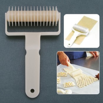 S/L Dough Roller Knife Pie Pizza Cookie Cutter Pastry Plastic Baking Tools Bakeware Embossing Dough Roller Lattice Cutter Craft