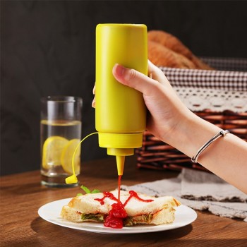 KONCO Squeeze Squirt Condiment Bottles with Twist On Cap Lids  Ketchup Mustard Mayo Hot Sauces Olive Oil Bottles Kitchen Gadget