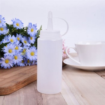 BBQ Ketchup Sauce Dispenser Bottles Olive Oil Dispensing Bottle Mayonnaise Squeeze Jar with Cap Safe Plastic White Kitchen Tools