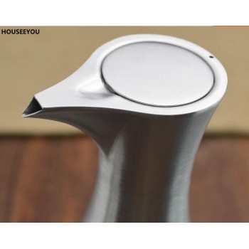 High Quality High Grade Oil Can Europe Style Leakproof Stainless Steel Oil Vinegar Gravy Boats Seasoning Container Kitchen Tools
