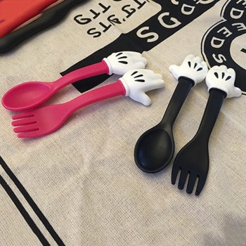 Tableware 2pcs/set Cute Mickey Mouse Claw teapoon Plastic PP Kids Dinnerware Sets C7