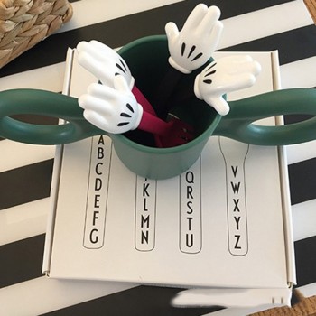 Tableware 2pcs/set Cute Mickey Mouse Claw teapoon Plastic PP Kids Dinnerware Sets C7