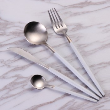 KuBac Hommi 24pcs Gold Cutlery Set Black Dinnerware Forks Knives Scoops Set 18/10 Stainless Steel Silverware Set Drop Shipping