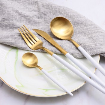 KuBac Hommi 24pcs Gold Cutlery Set Black Dinnerware Forks Knives Scoops Set 18/10 Stainless Steel Silverware Set Drop Shipping