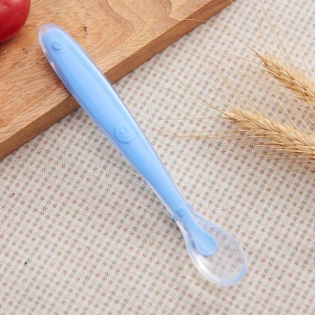 1pc silicone baby spoon Safety feeding dishes Soft Infant Learning spoons kids Tableware for children dinnerware cutlery colher
