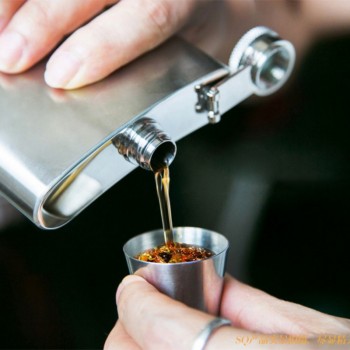 6Pcs/Set 30ml Outdoor Practical Stainless Steel Cups Shots Set Mini Glasses For Whisky Wine Portable Drinkware Set