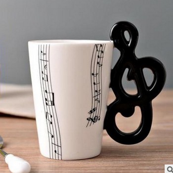 Creative Music Violin Style Guitar Ceramic Mug Coffee Tea Milk Stave Cups with Handle Coffee Mug Novelty Gifts