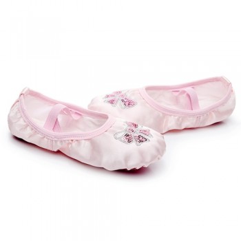 Flat Dance Shoes Childrens Sequins Embroidery Ballet Shoes Comfortable Satin Soft Bottom Girls Women Chaussures De Danse LXZ04